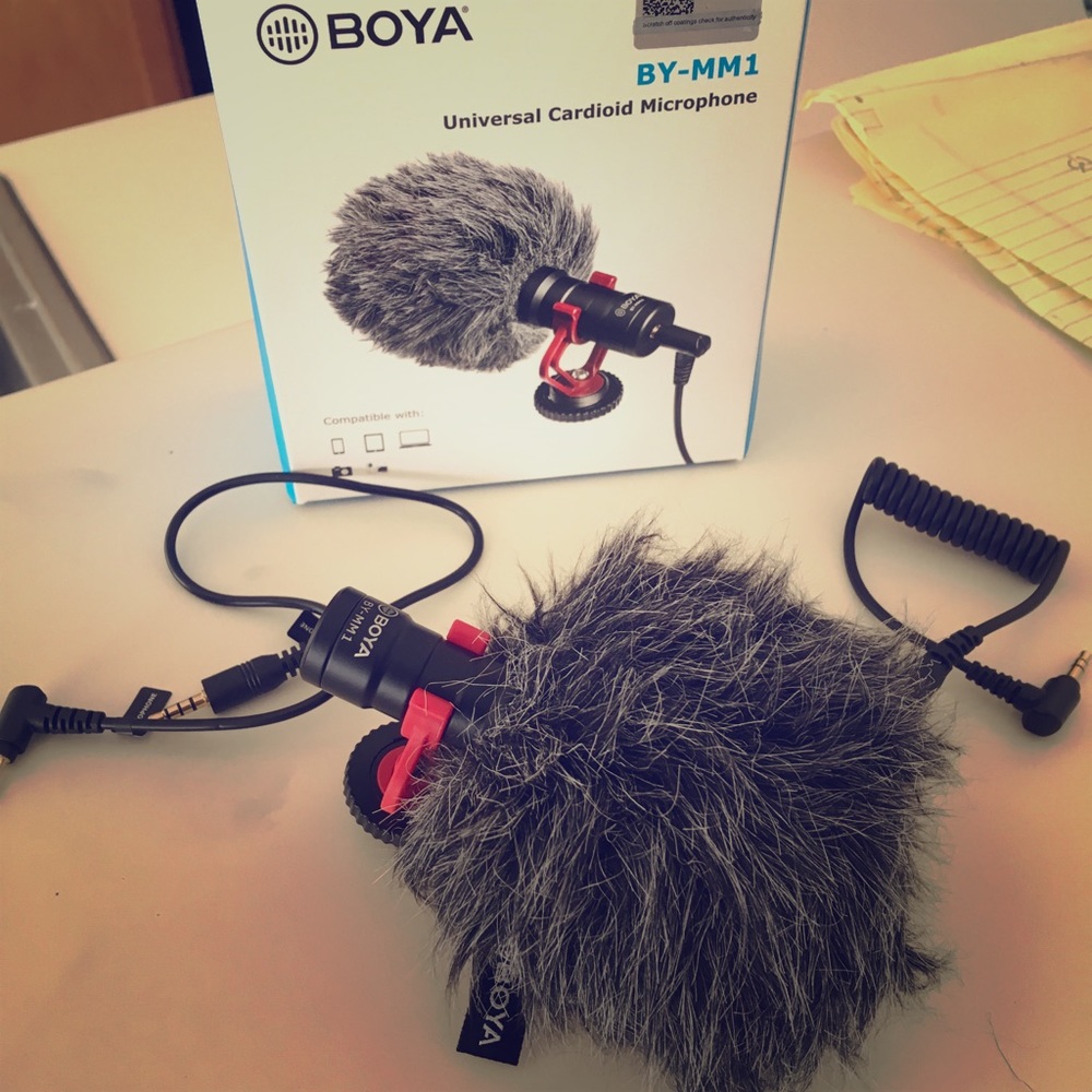 Boya By-MM1 shotgun audio microphone